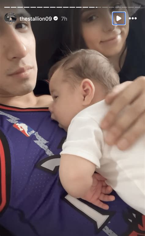 Albie Casiño ecstatic as he meets son for first time .